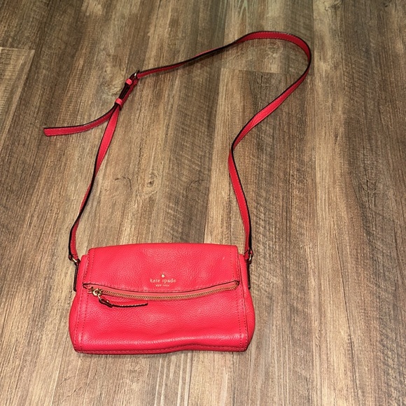 Kate Spade hot pink pebbled leather cobbled hill Carson purse - Picture 2 of 6